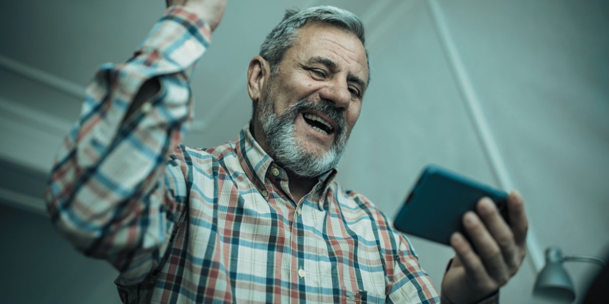 homme qui parie sur genybet - le bon parieur